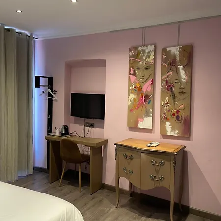 Le Chevalblanc Hotel *